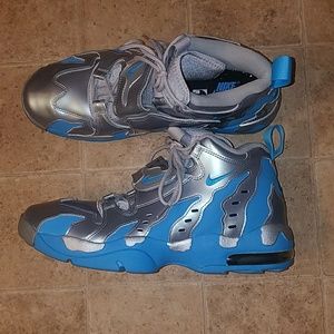 Men's Nike Diamond Turf Deion Sanders shoes